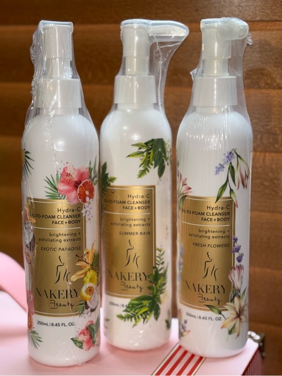 Nakery Beauty Other - Nakery Beauty Hydra-C Oil to Foam Cleanser
